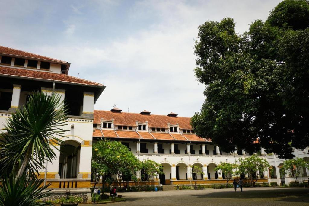 Hotel Grandhika Pemuda Semarang Dış mekan fotoğraf